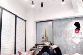 揭秘抖音老司机：苹果用户如何轻松玩转热门短视频技巧